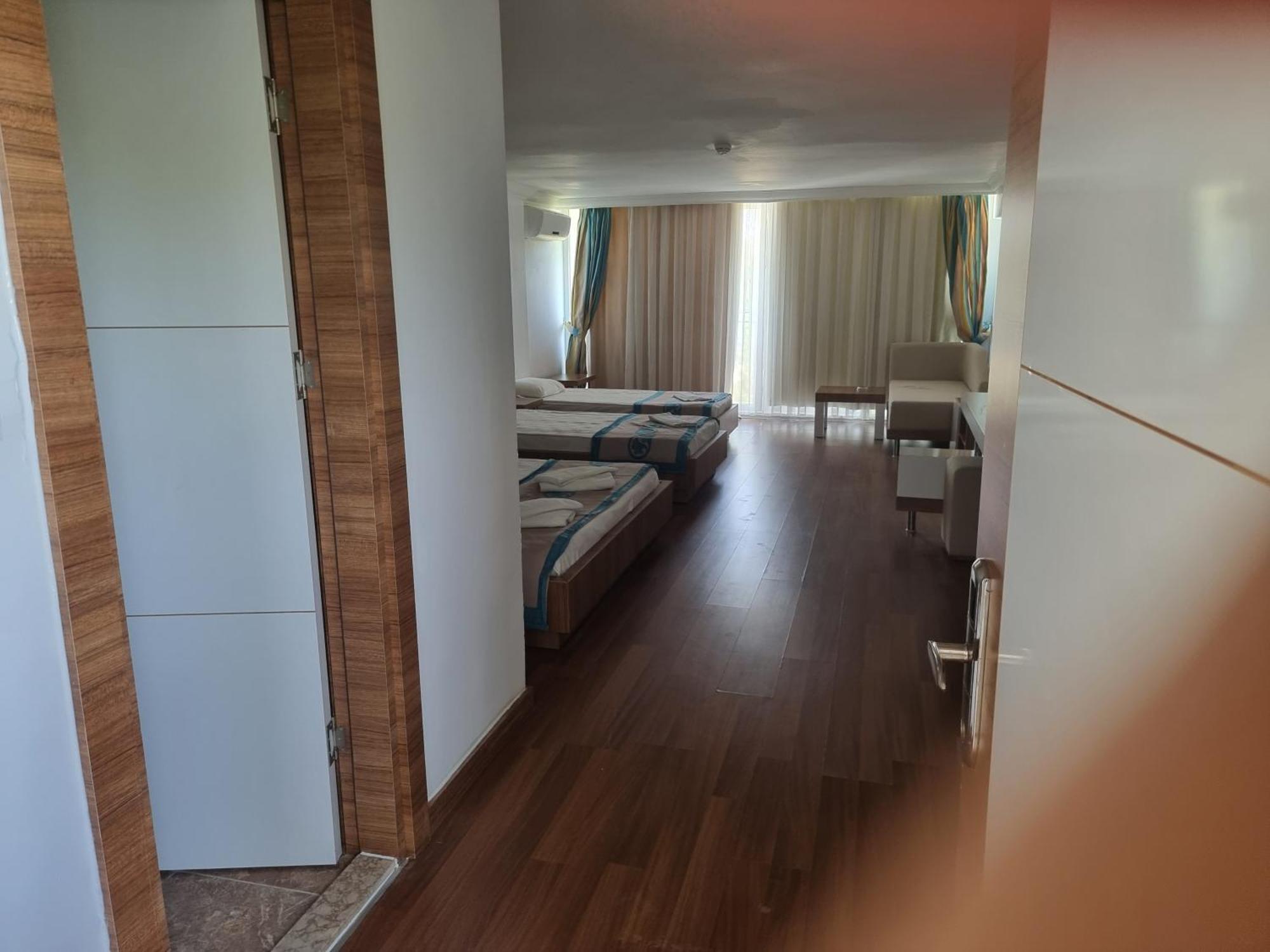 Hotel Luca 4*